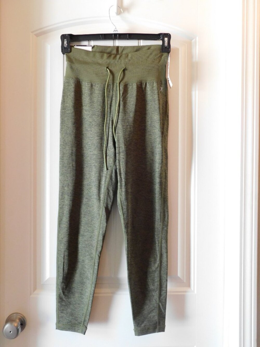 Size M Olive Green Hurley Leggings NWT